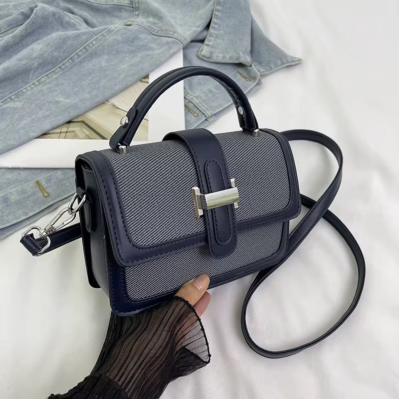 Luca shoulder bag