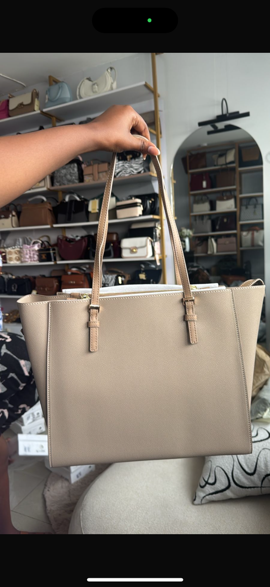 Anne tote bag