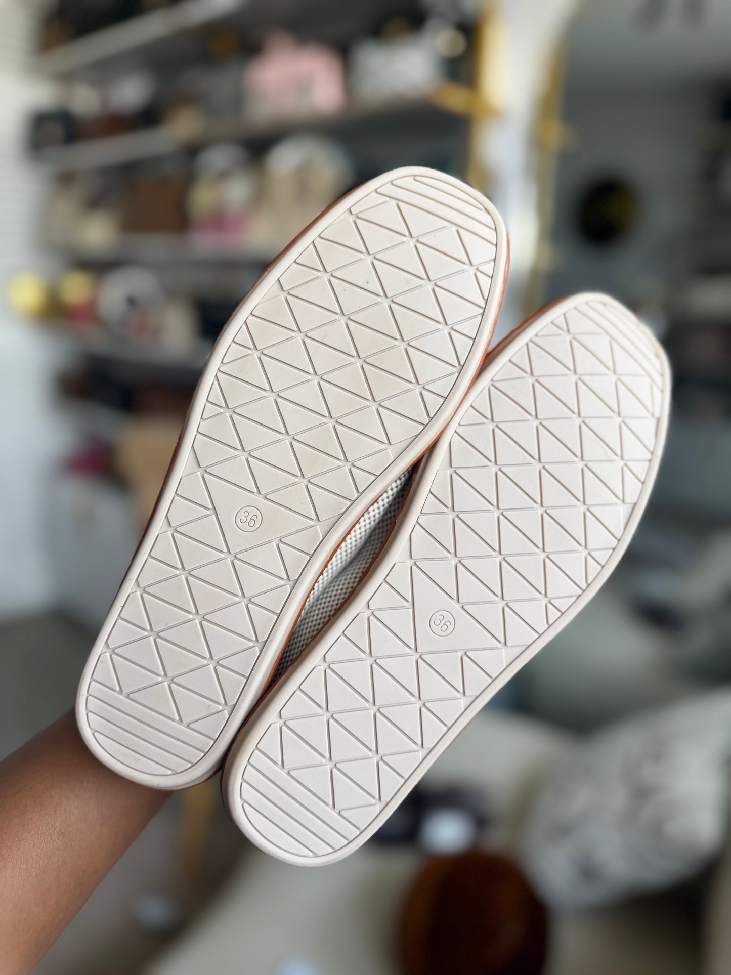 Daisy two toned loafers