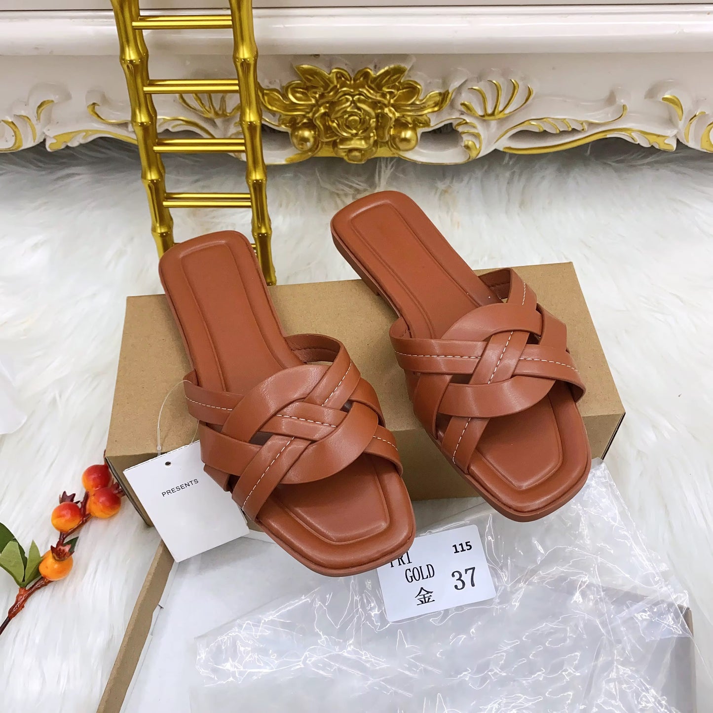 Yasmine sandles/flat shoes