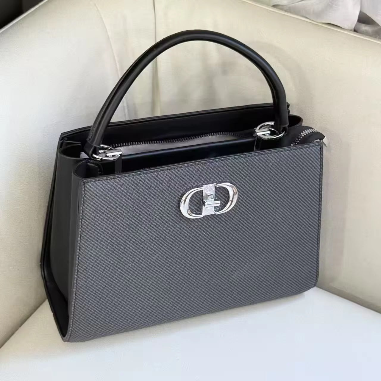 Loreen crossbody bag