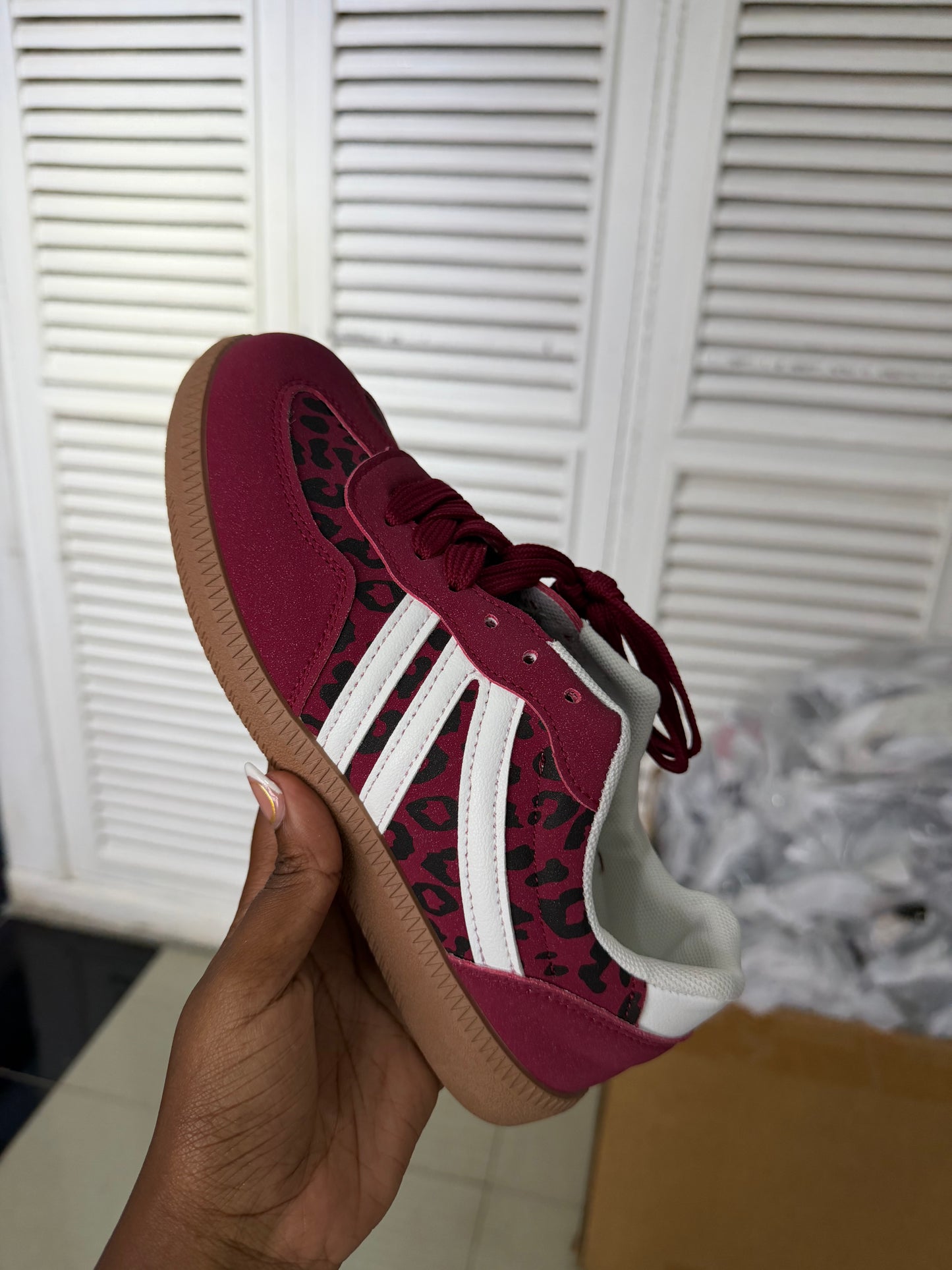 Cheetah print sneakers (BURGUNDY)