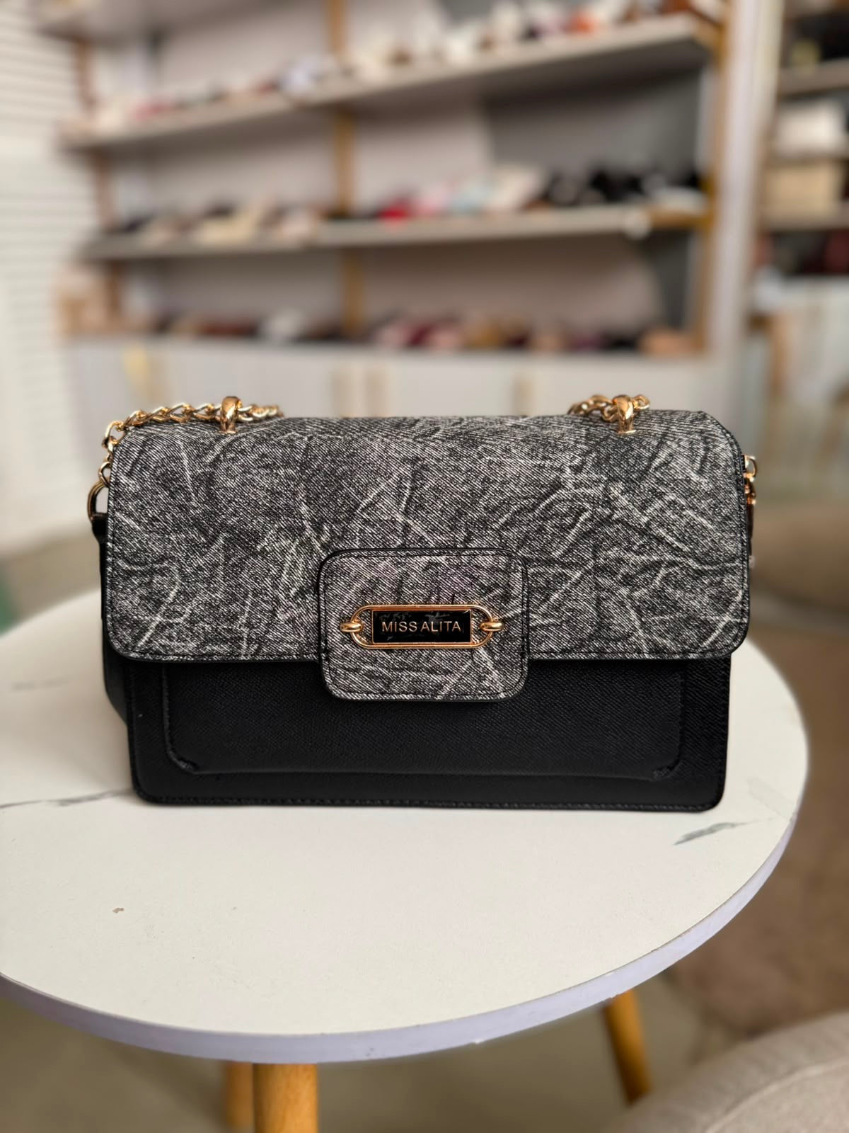 Isabella crossbody bag