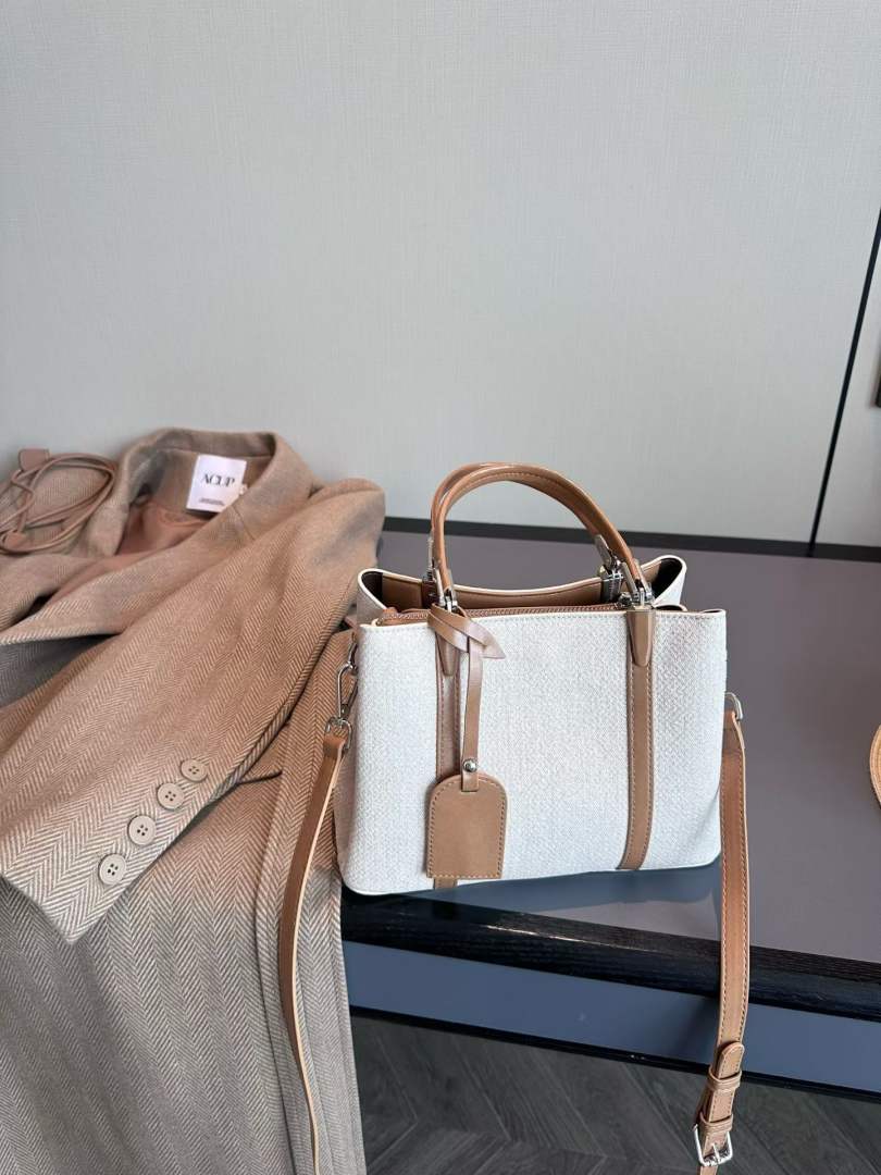 Ursula handbag