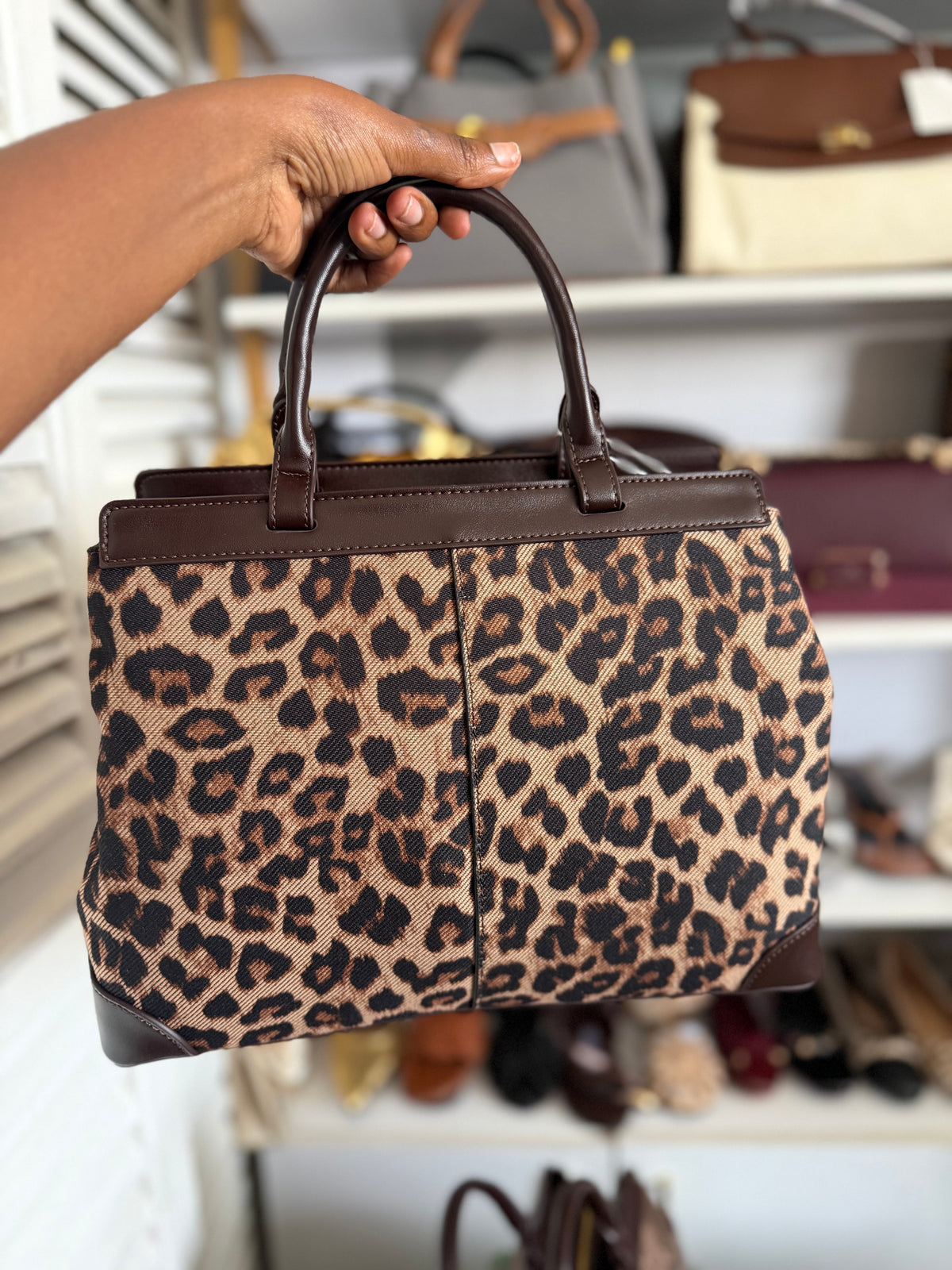 Ariel handbag