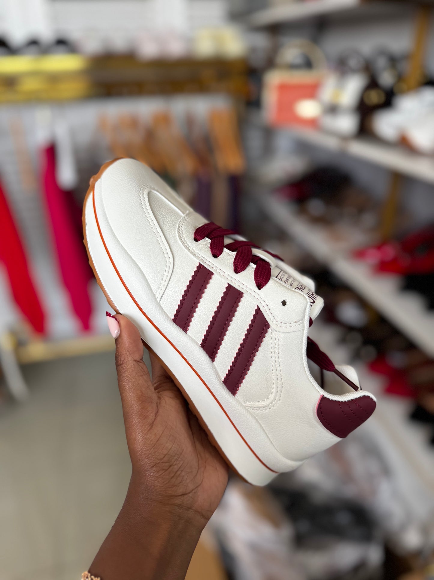 Arya sneakers