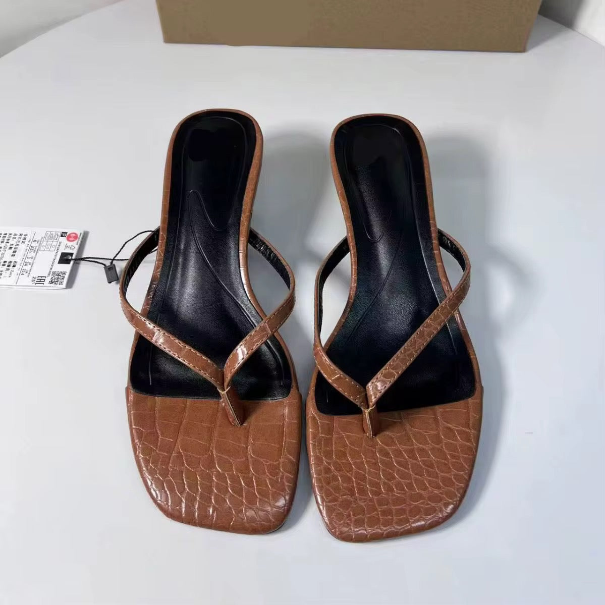 Chelly kitten heels