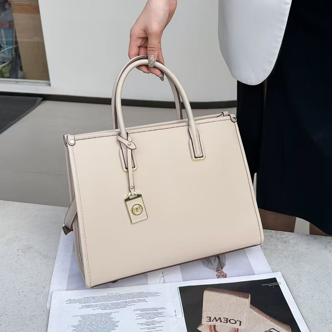 Ivy handbag