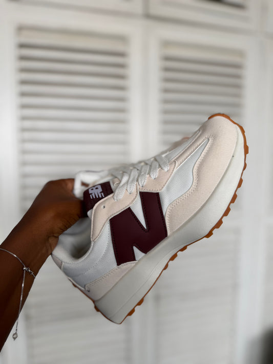 Reign NB sneakers