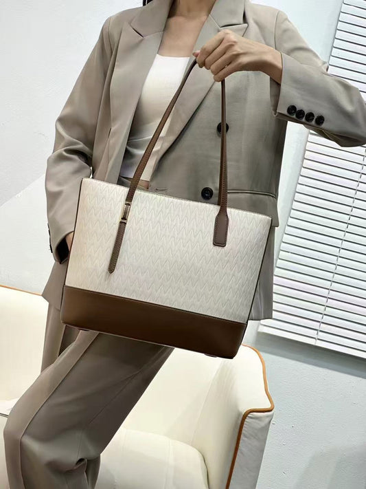 Nadya tote bag