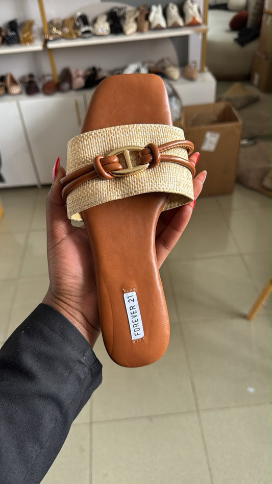 Ida flat shoes /sandles