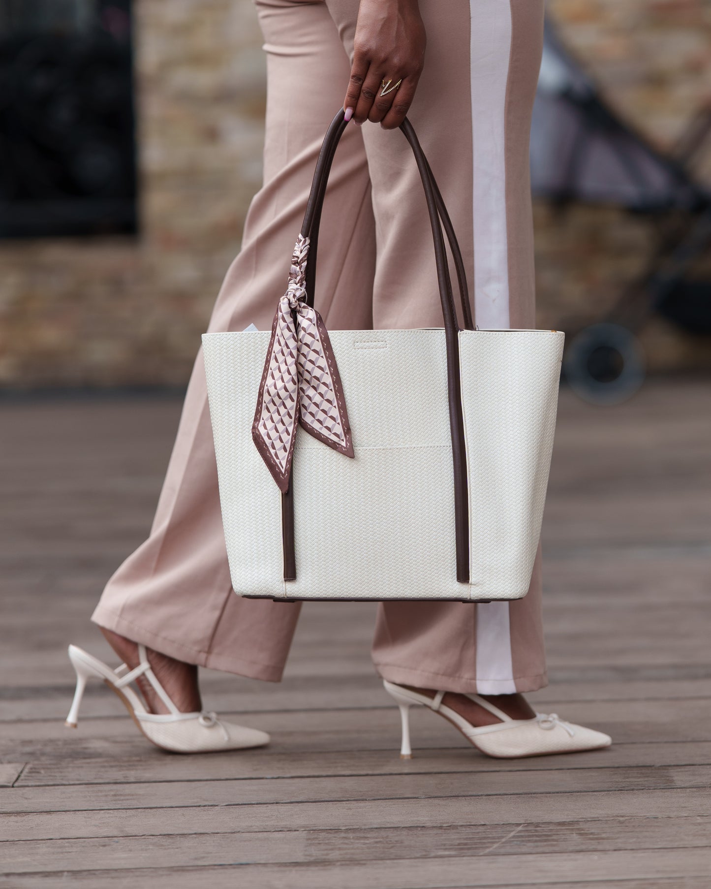 Kylie tote bag