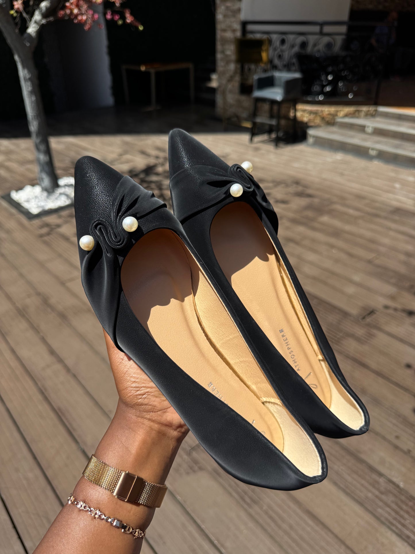 Sophie pearl doll / flat shoes