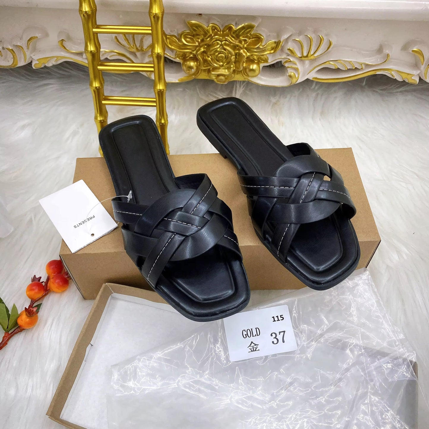 Yasmine sandles/flat shoes