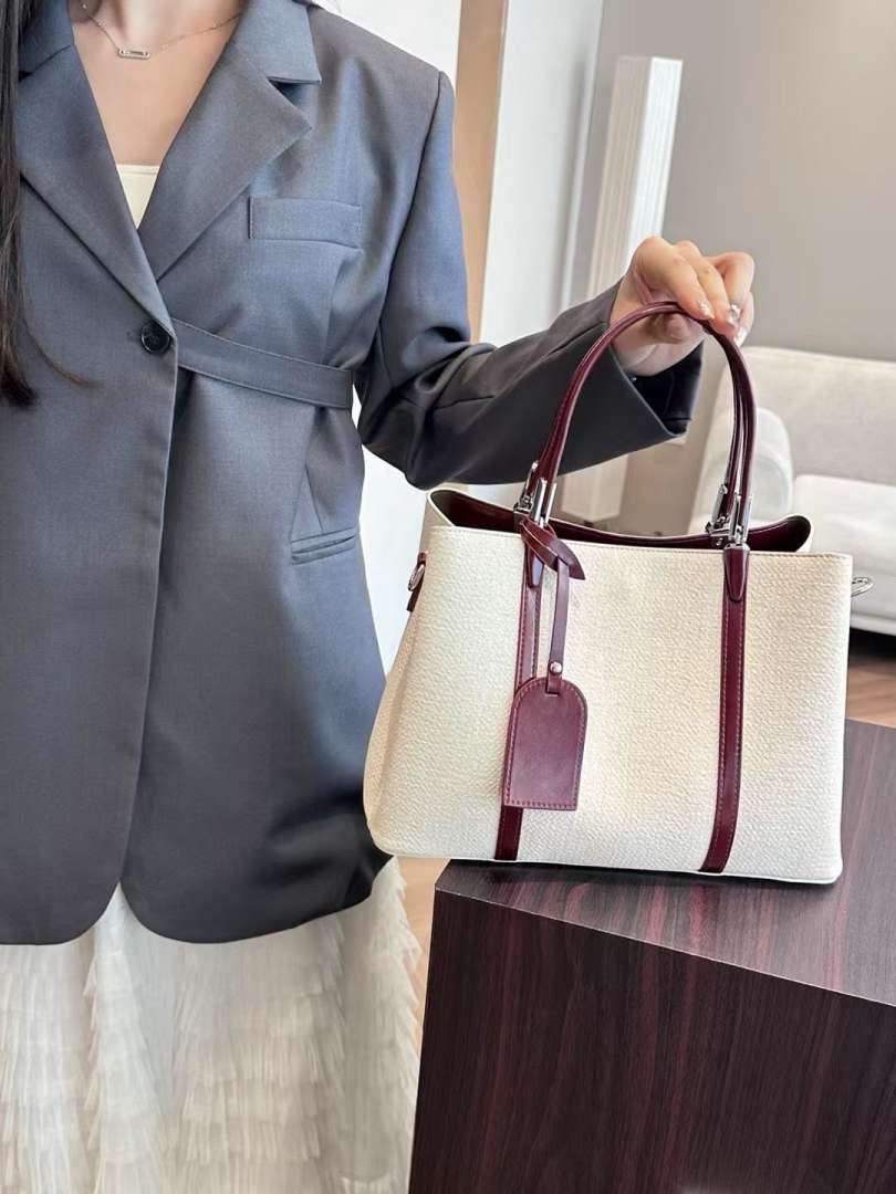 Ursula handbag