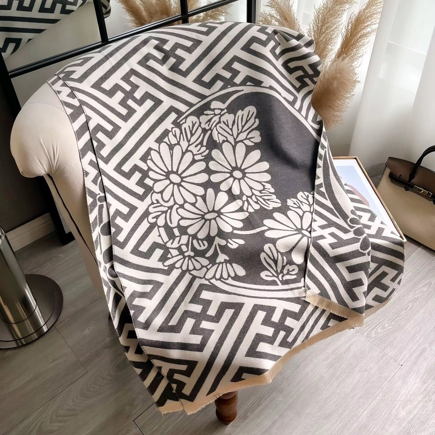 Cashmere scarves/scarf