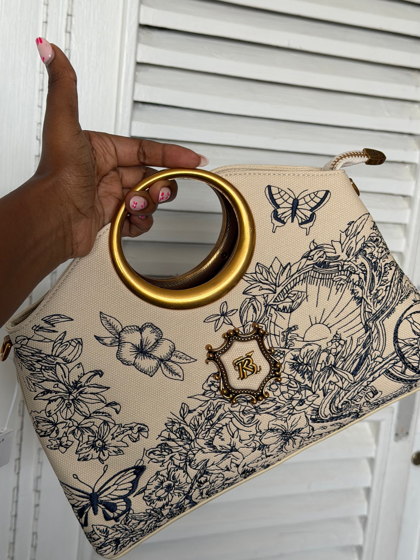 Jazmin clutch bag