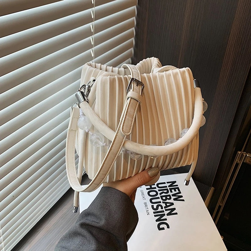 Elina bucket bag