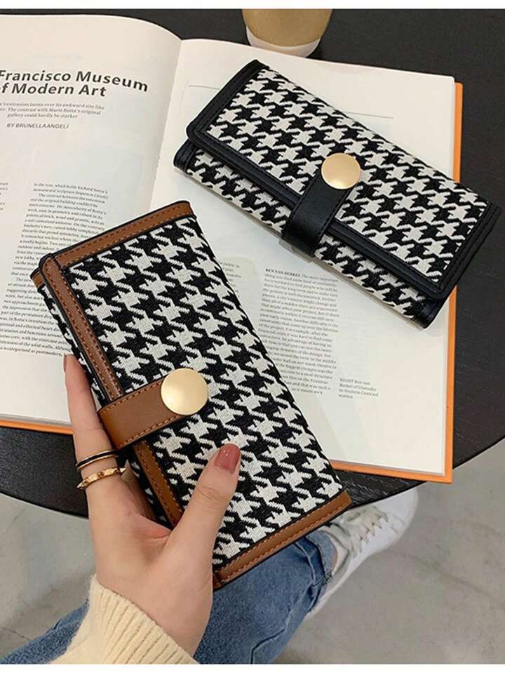 Pleated wallet